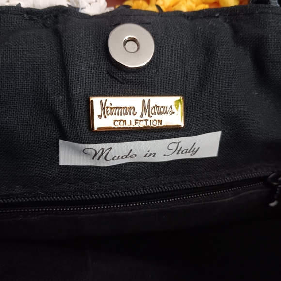 Vintage Neiman Marcus Woven Raffia Flower Handbag Made in Italy - Picture 7 of 9